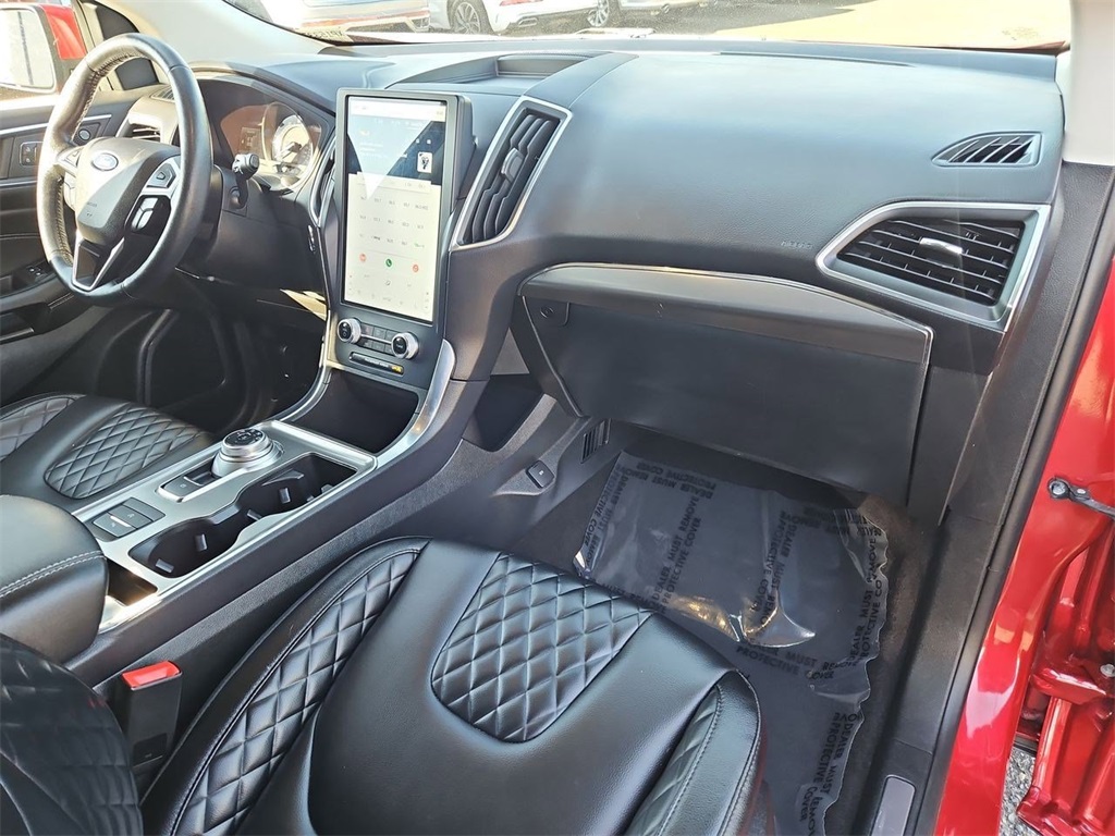 2023 Ford Edge Titanium photo 31