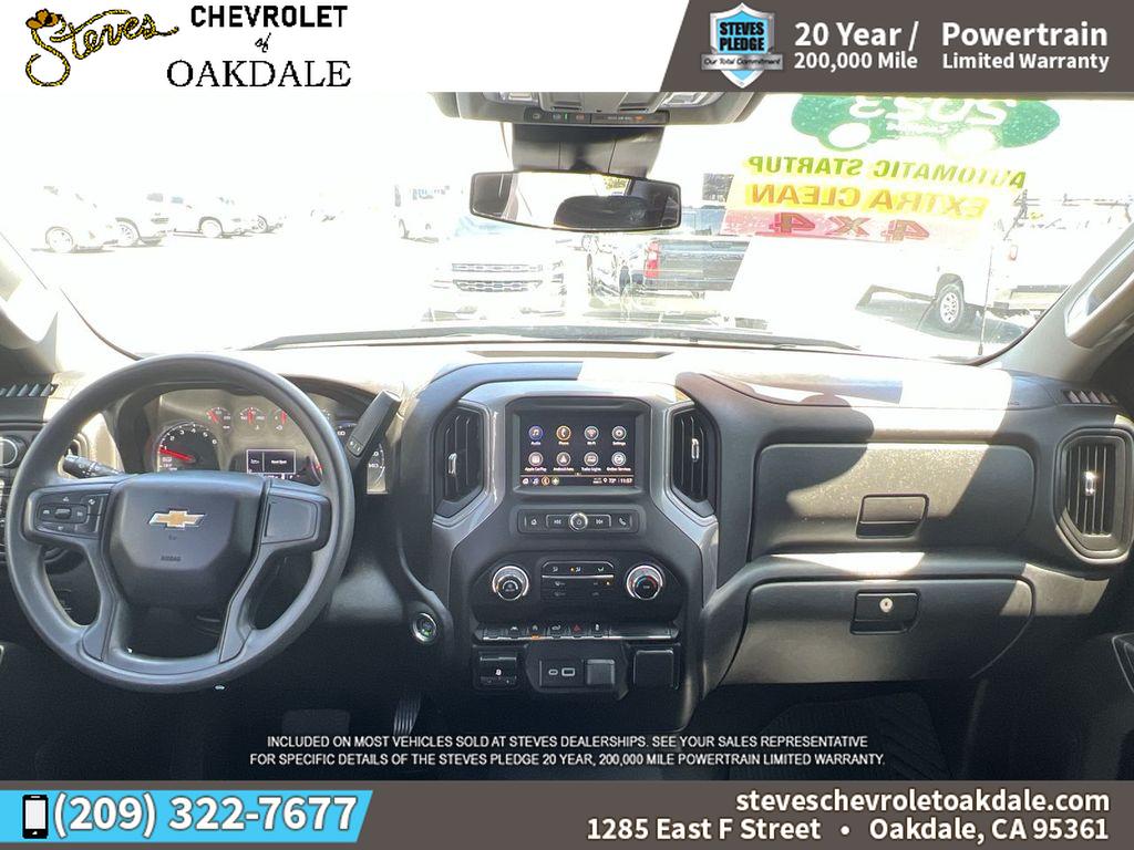 2023 Chevrolet Silverado 1500 Custom photo 17