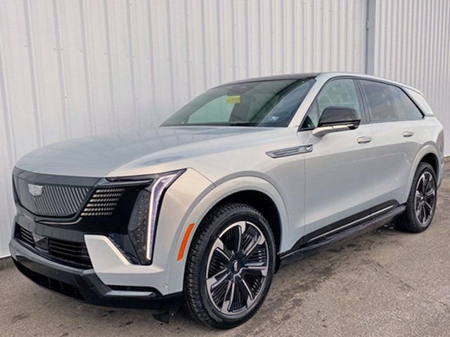 2025 Cadillac Escalade IQ Sport 1's photo
