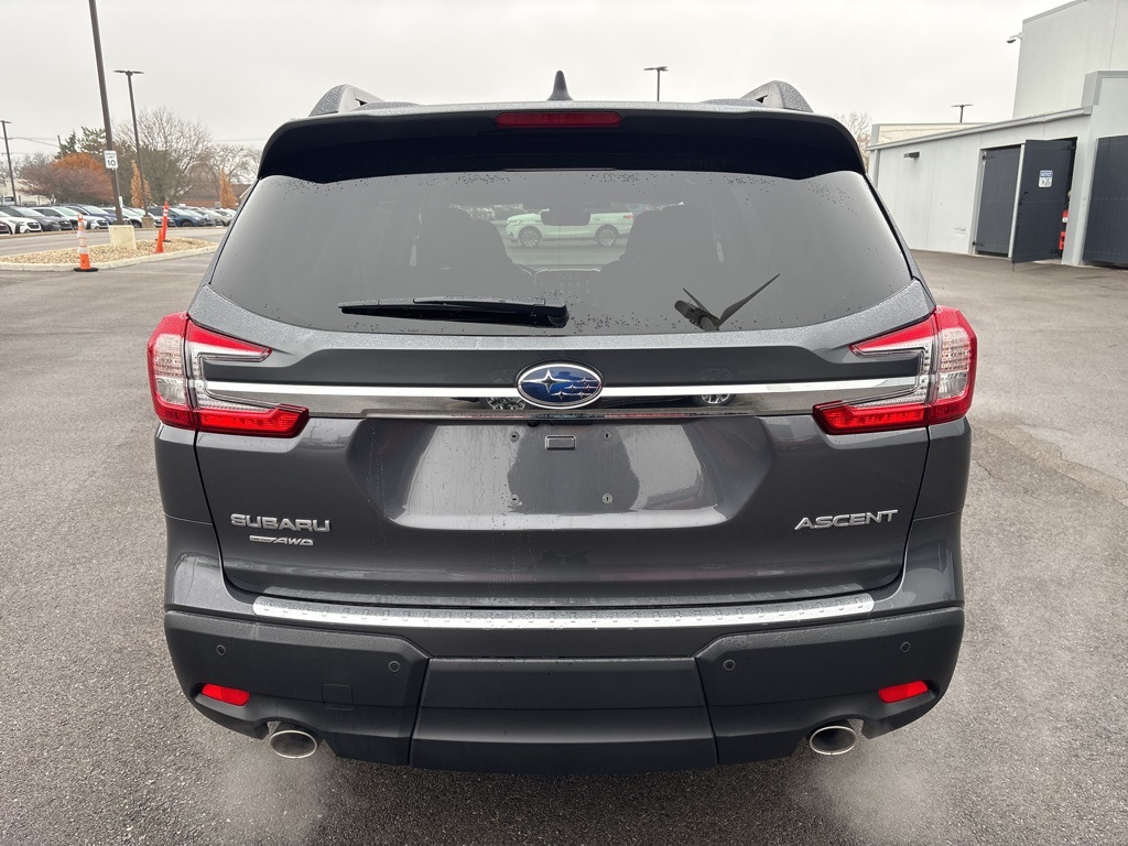 2025 Subaru Ascent Premium photo 3