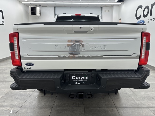 2025 Ford F-350 King Ranch photo 4