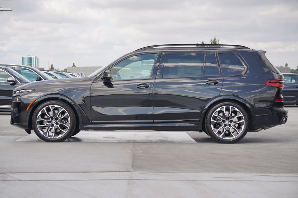 New 2024 BMW X7 M60i 4D Sport Utility in Santa Ana 609886 Crevier BMW