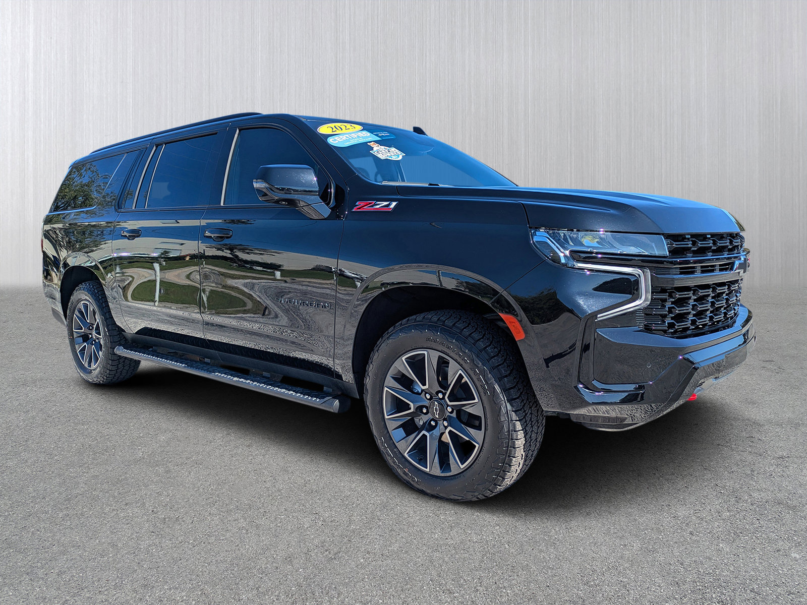 2023 Chevrolet Suburban Z71's photo