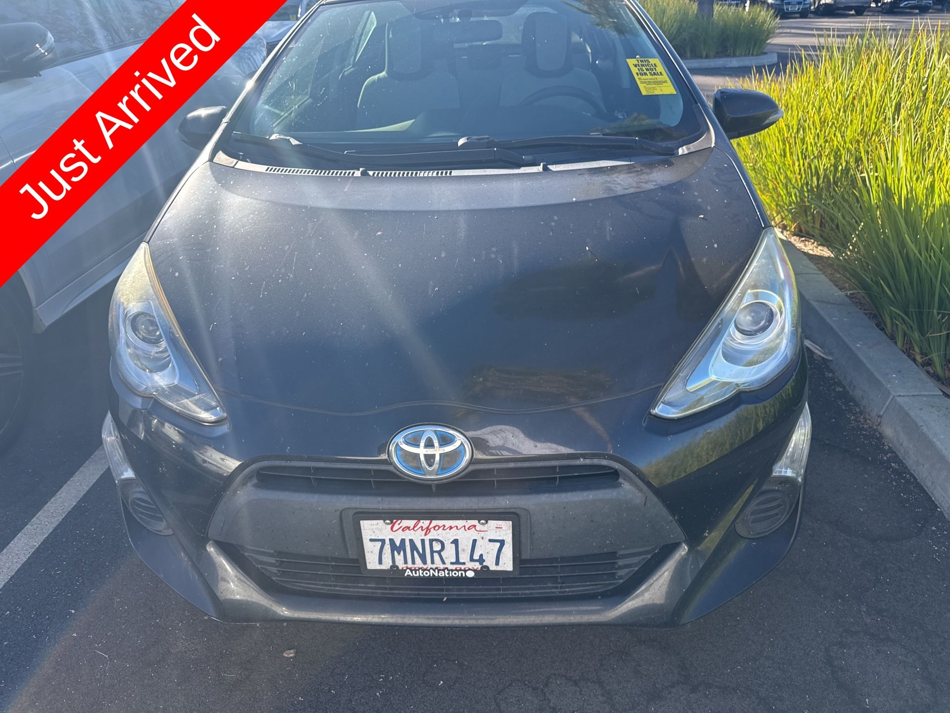 2015 Toyota Prius C One photo 2