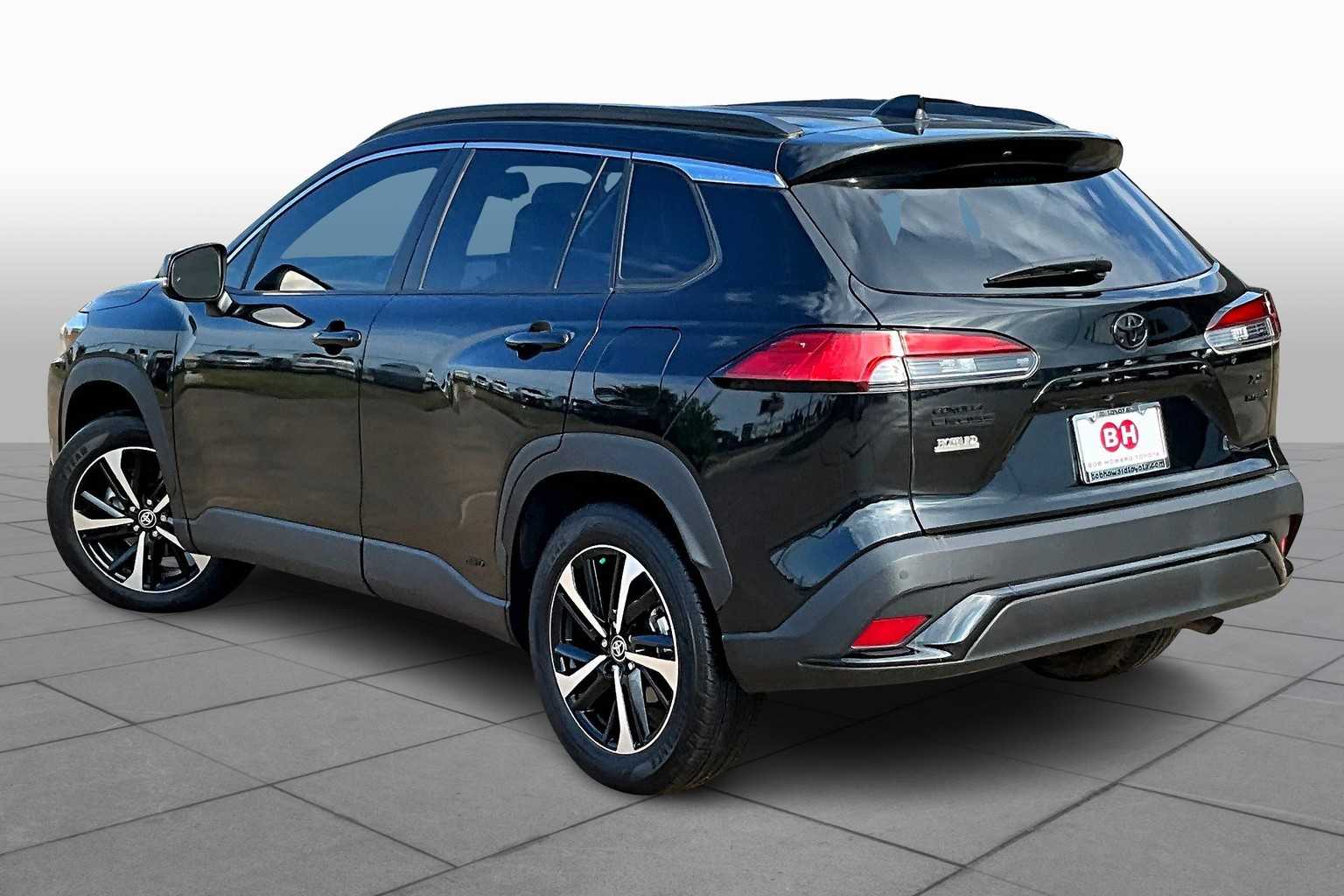 2023 Toyota Corolla Hybrid XSE photo 10