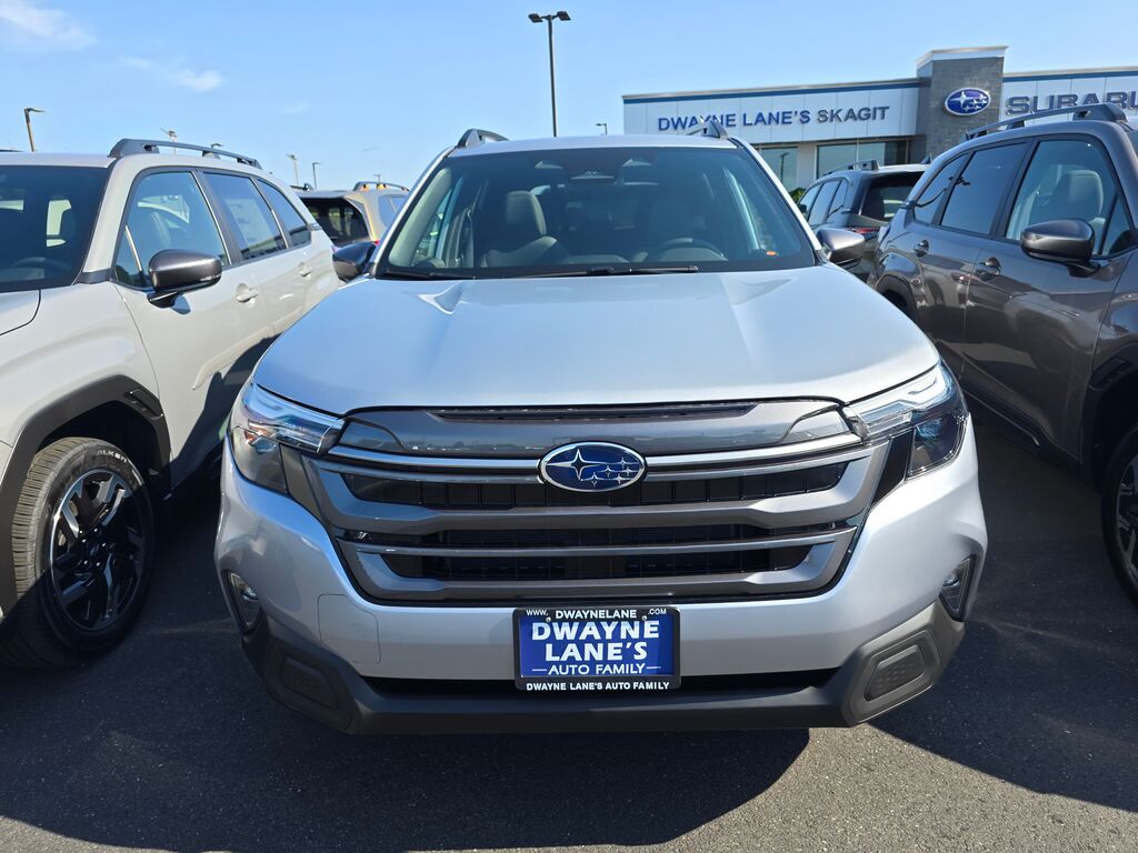 2025 Subaru Forester Premium photo 2