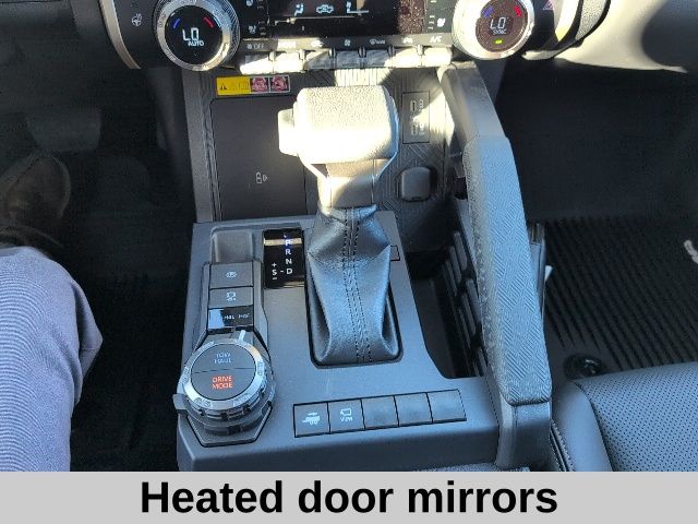 2025 Toyota Tacoma Limited photo 4