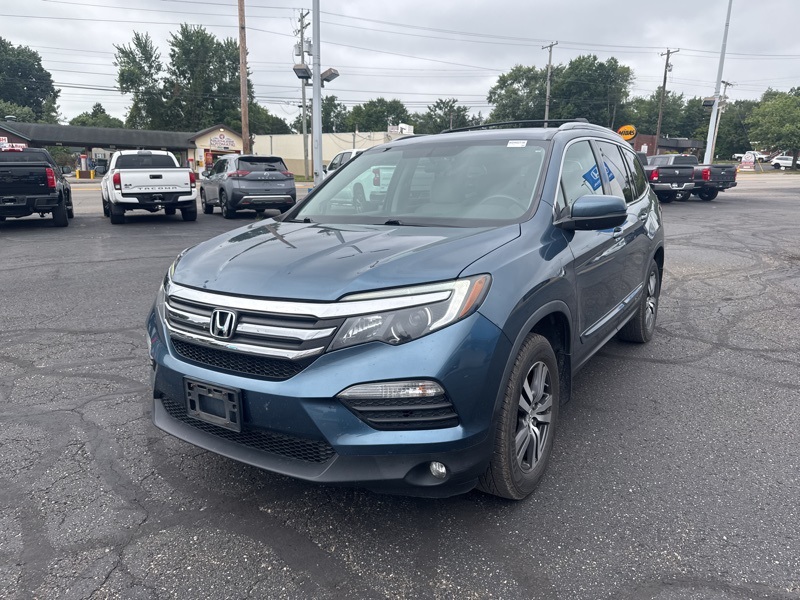 2017 Honda Pilot EX photo 3