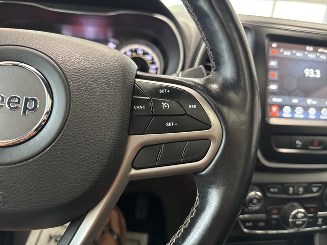 2021 Jeep Cherokee Latitude Lux photo 27