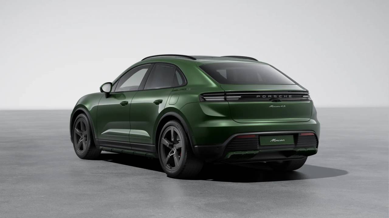 2025 Porsche Macan Electric photo 3