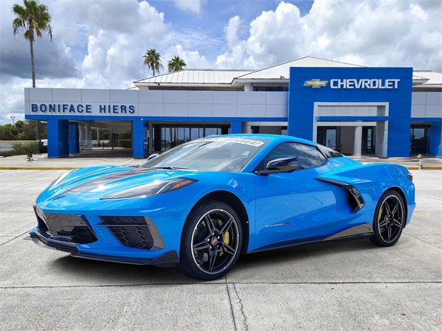 2023 Chevrolet Corvette Stingray 3LT photo 3