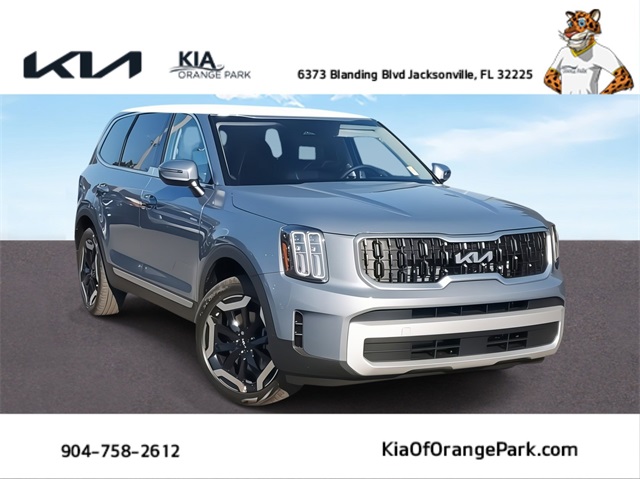 2025 Kia Telluride EX photo 2