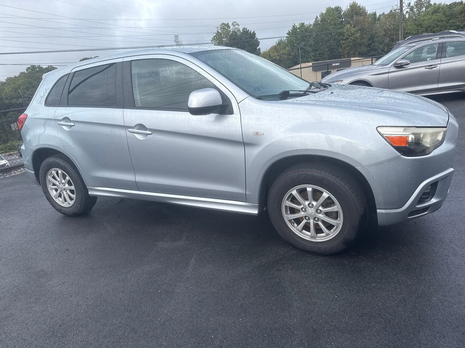 2012 Mitsubishi Outlander Sport ES photo 3