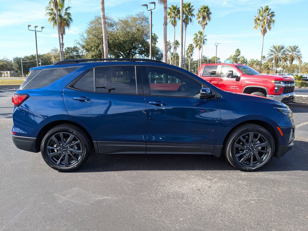 2022 Chevrolet Equinox RS photo 3