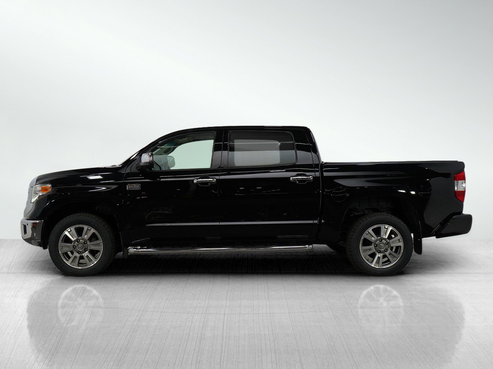 Used 2017 Toyota Tundra Platinum with VIN 5TFAY5F18HX616428 for sale in Bloomington, Minnesota