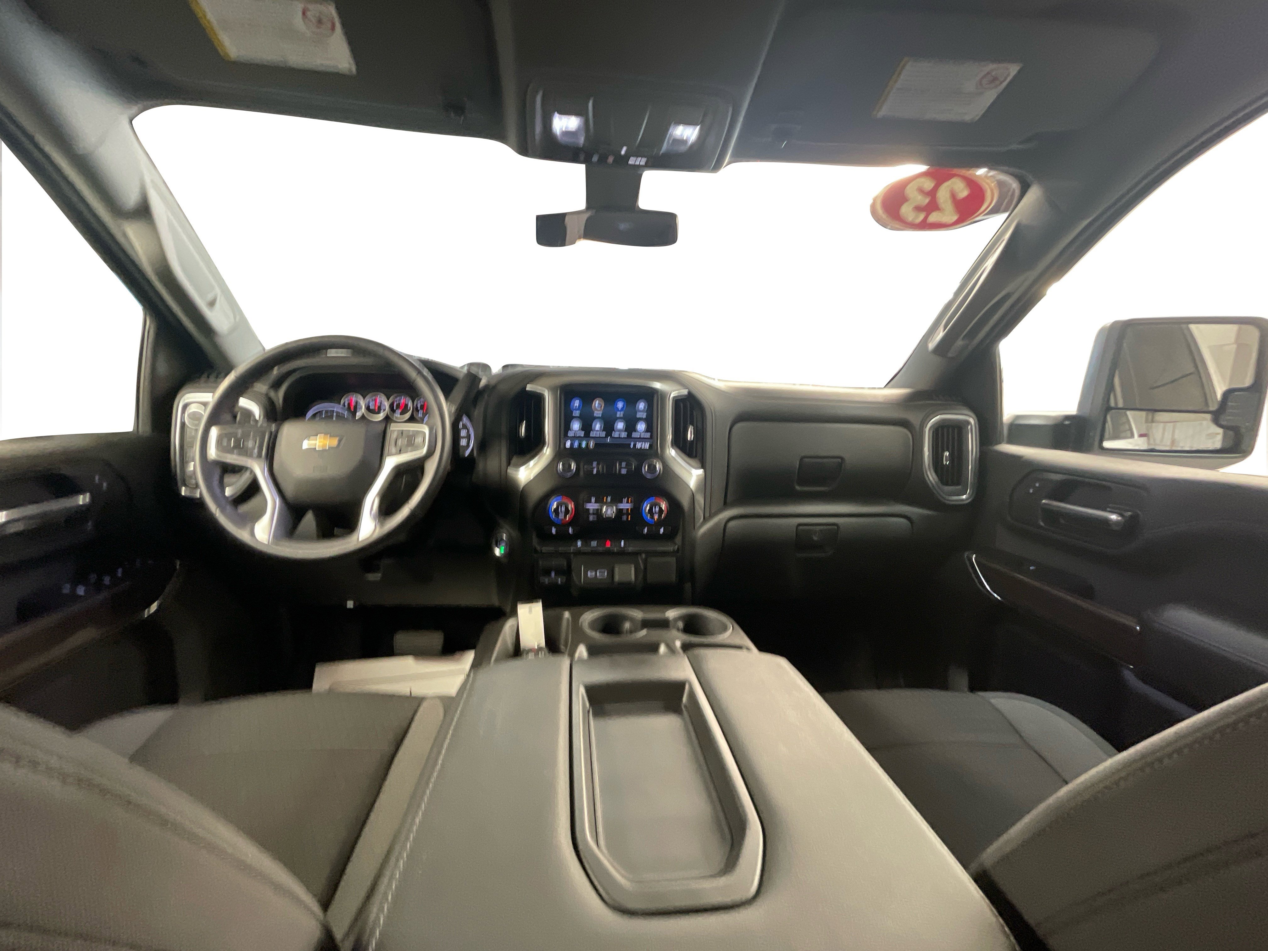 2023 Chevrolet Silverado 3500HD LT photo 22
