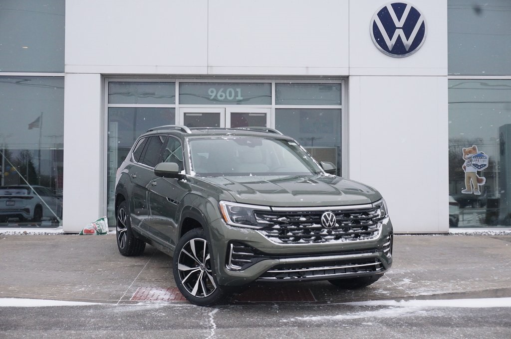 2026 Volkswagen Atlas SEL Premium R-Line's photo