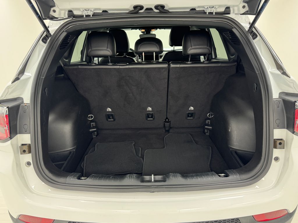 2024 Jeep Compass Latitude photo 22