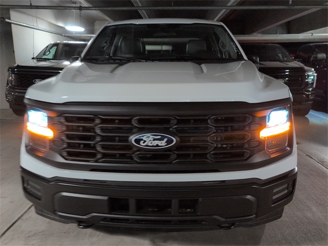 2025 Ford F-150 XL photo 3