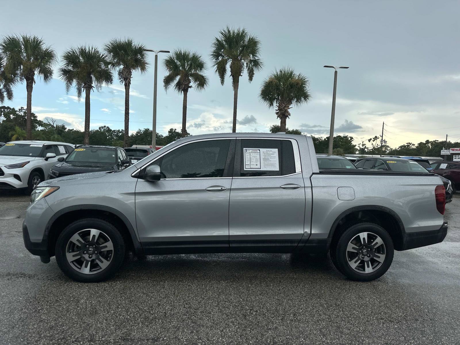 2019 Honda Ridgeline RTL-T photo 4