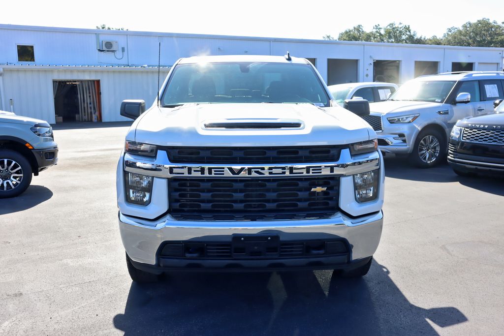 2022 Chevrolet Silverado 2500HD LT photo 2