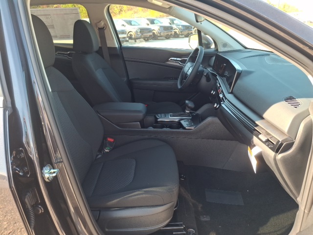 2026 Kia Sportage LX photo 26