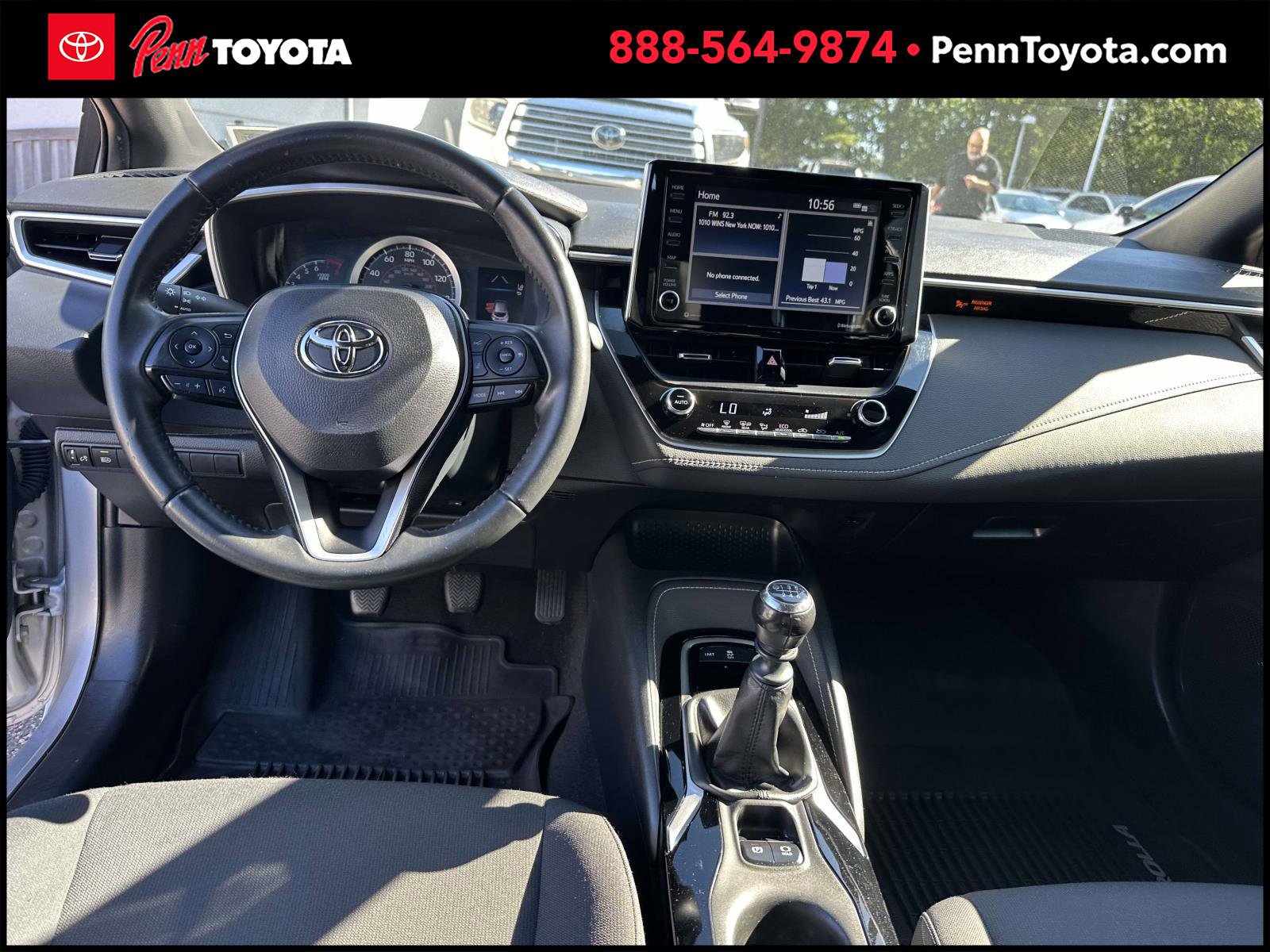 2022 Toyota Corolla SE photo 17