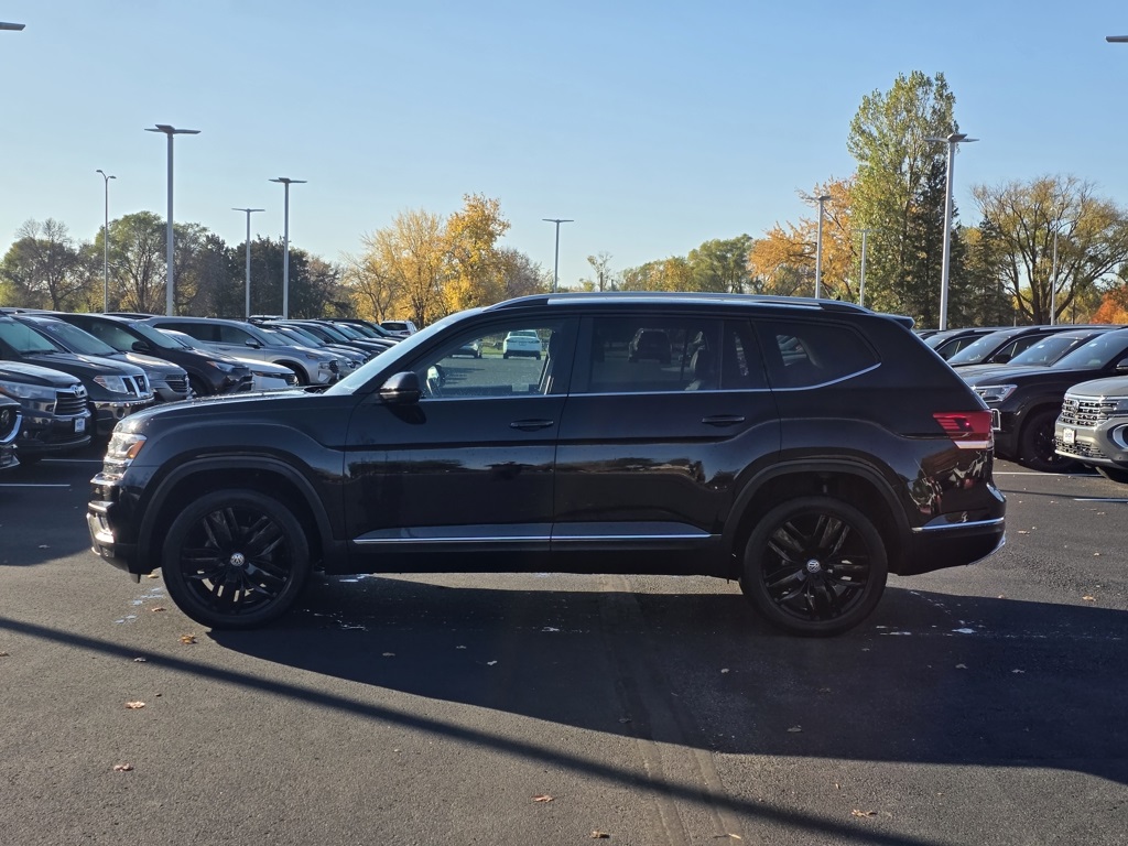 Used 2019 Volkswagen Atlas SEL with VIN 1V2MR2CAXKC616229 for sale in St. Cloud, Minnesota