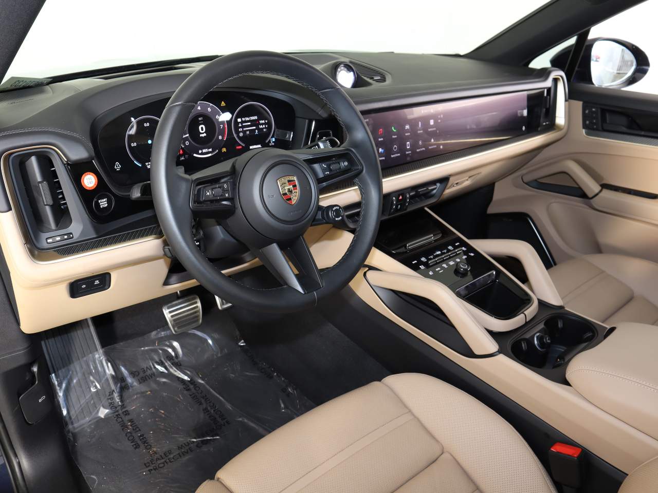 2024 Porsche Cayenne S Coupe photo 2
