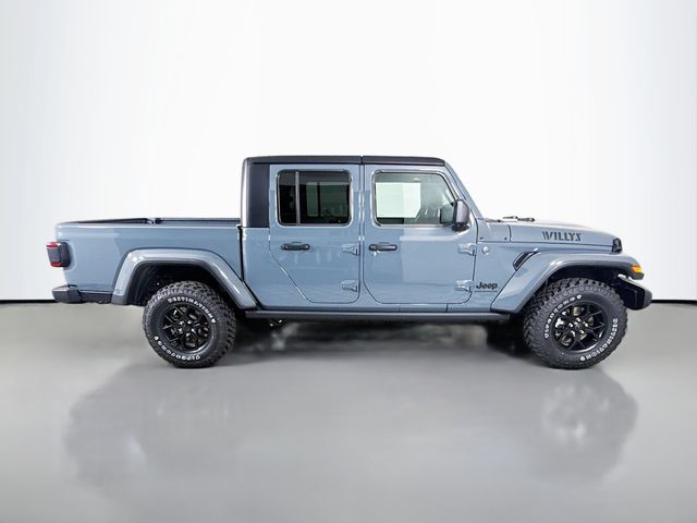 2025 Jeep Gladiator Willys photo 8