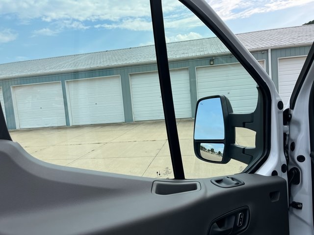 2025 Ford Transit Cargo Van photo 17