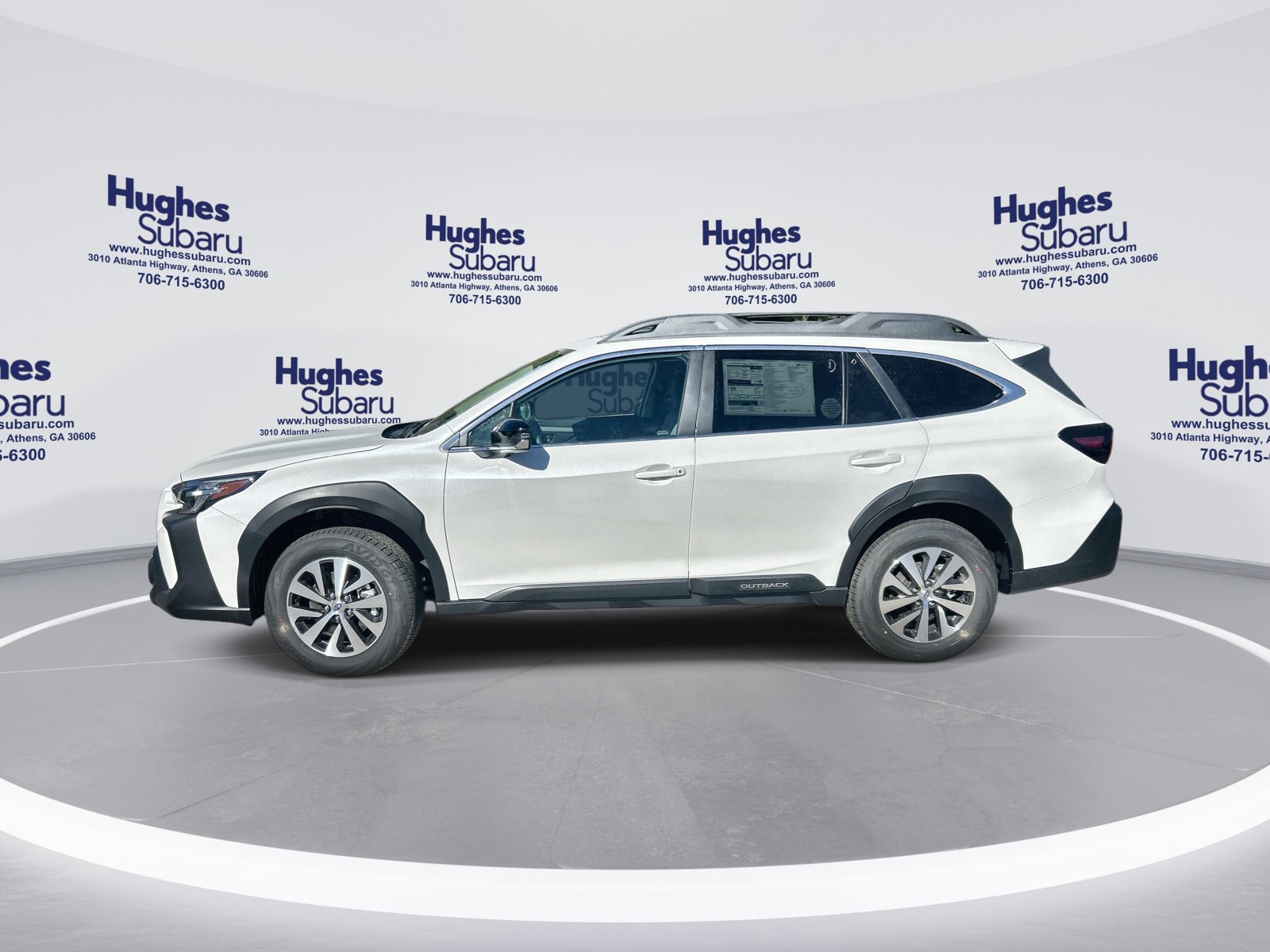 2025 Subaru Outback Premium's photo