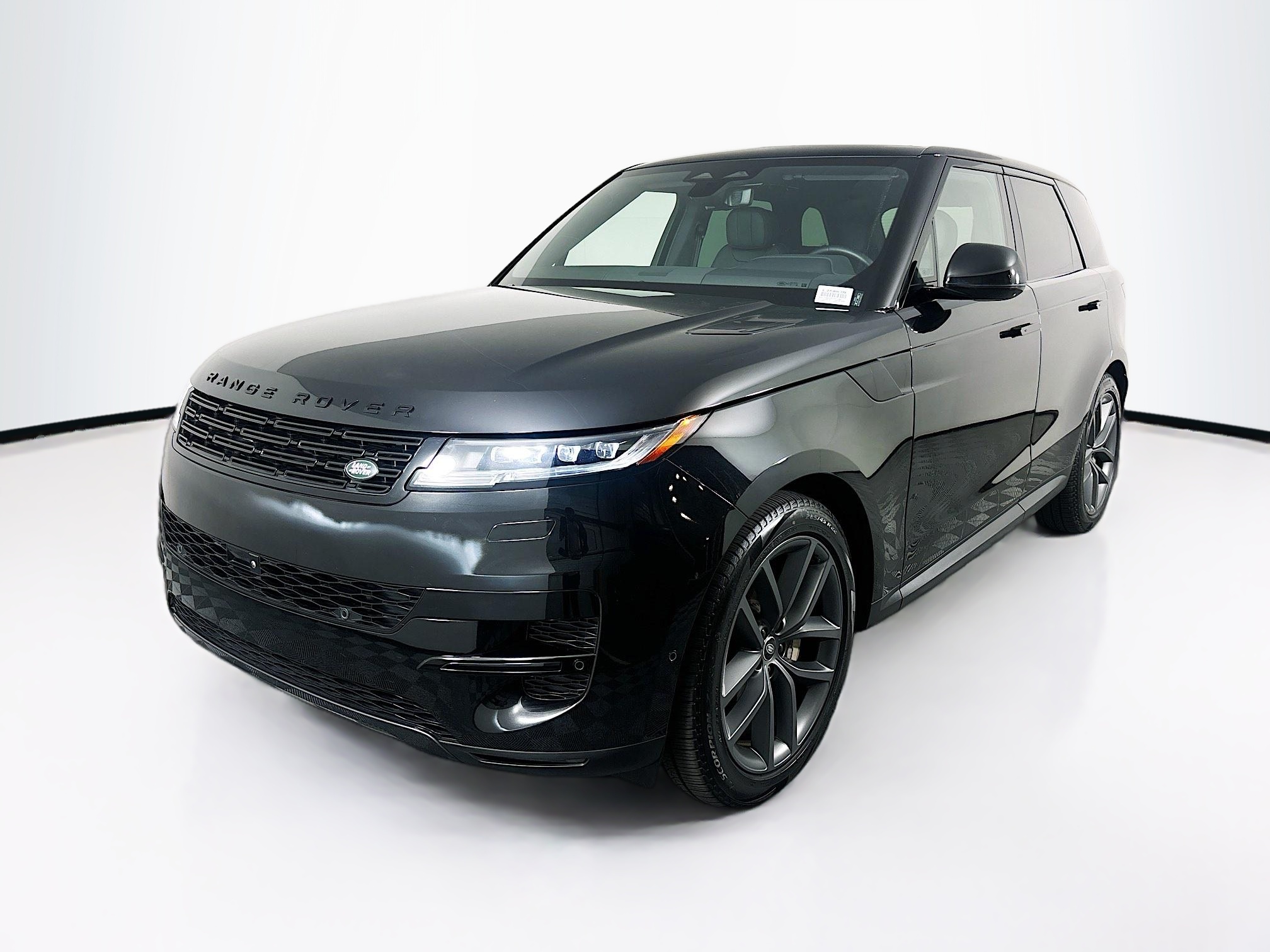 2025 Land Rover Range Rover Sport SE's photo
