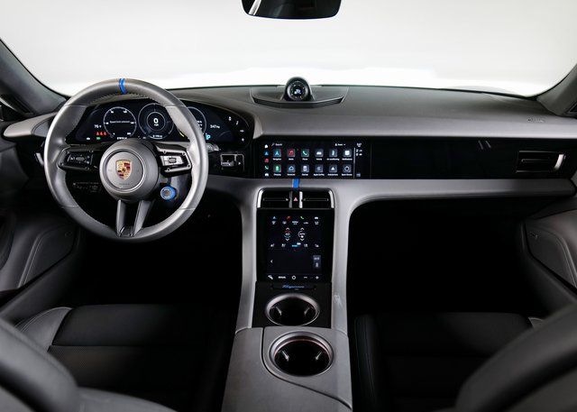 2022 Porsche Taycan Cross Turismo 4 photo 4
