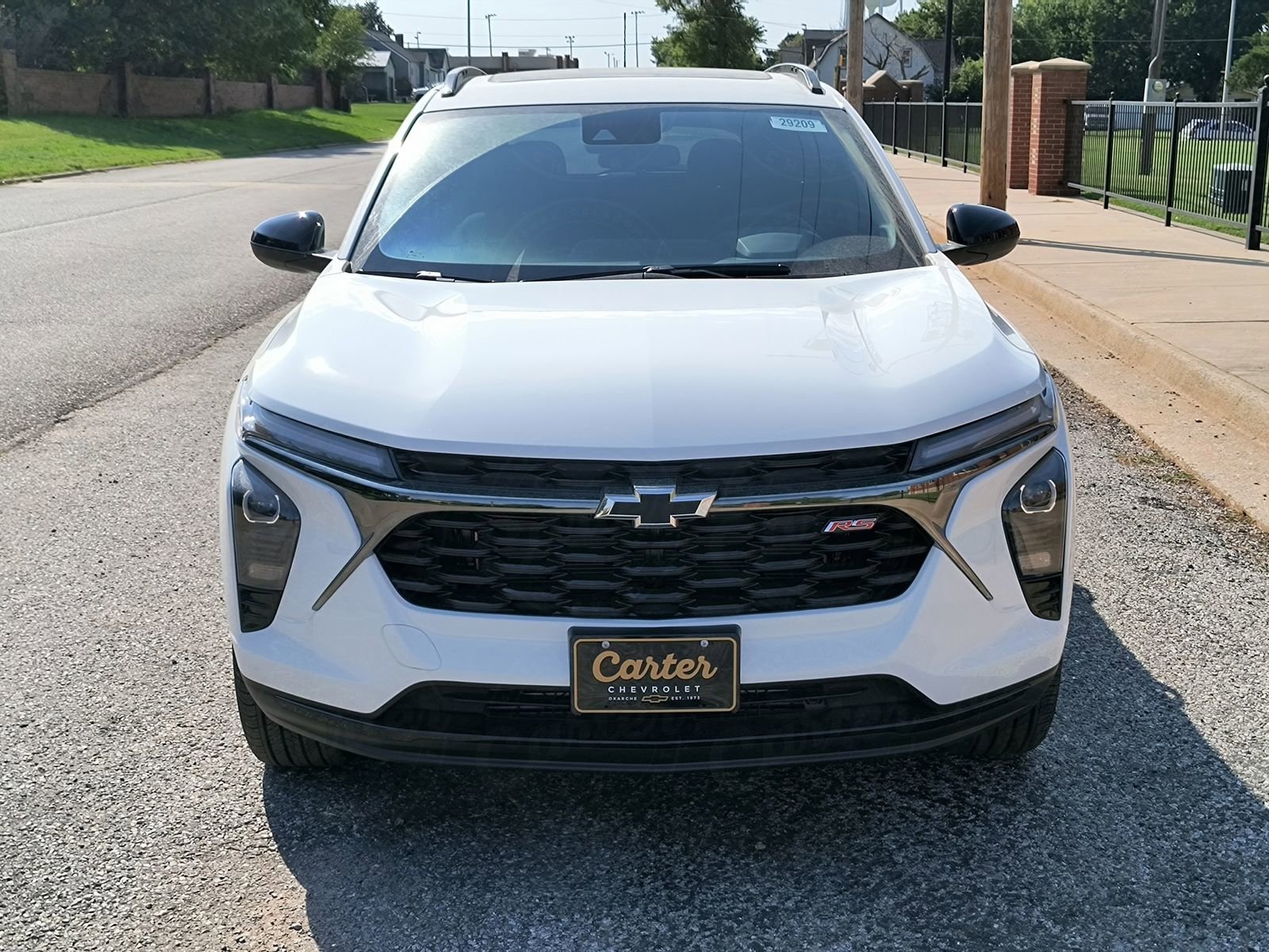 2025 Chevrolet Trax photo 2