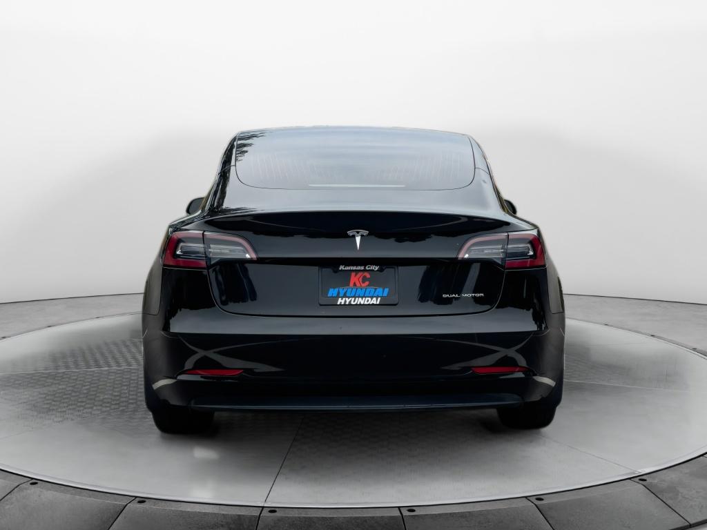 2018 Tesla Model 3 Long Range photo 4