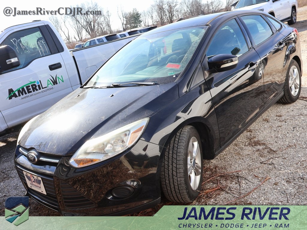 2014 Ford Focus SE's photo