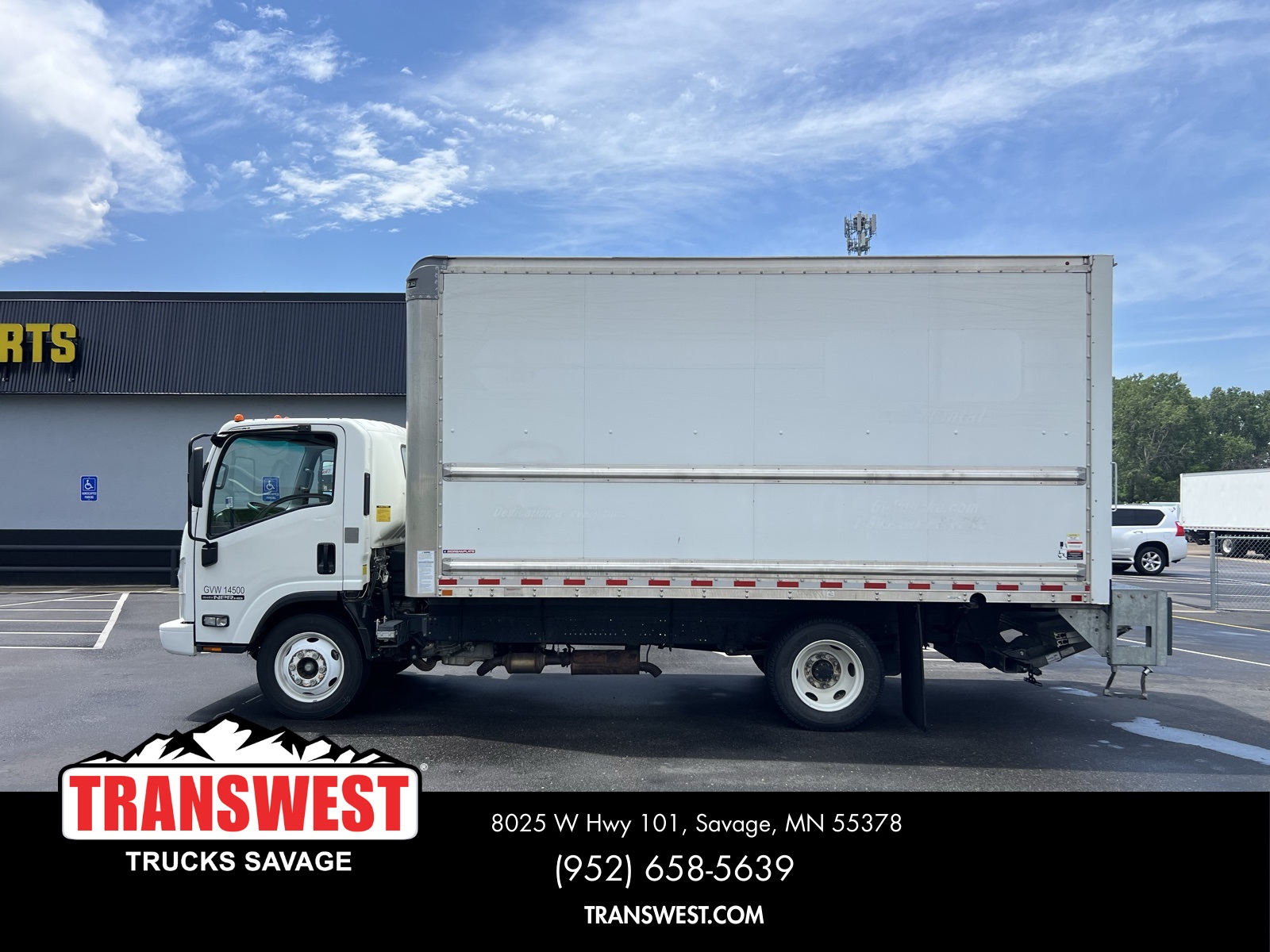 2020 Isuzu NPR photo 4