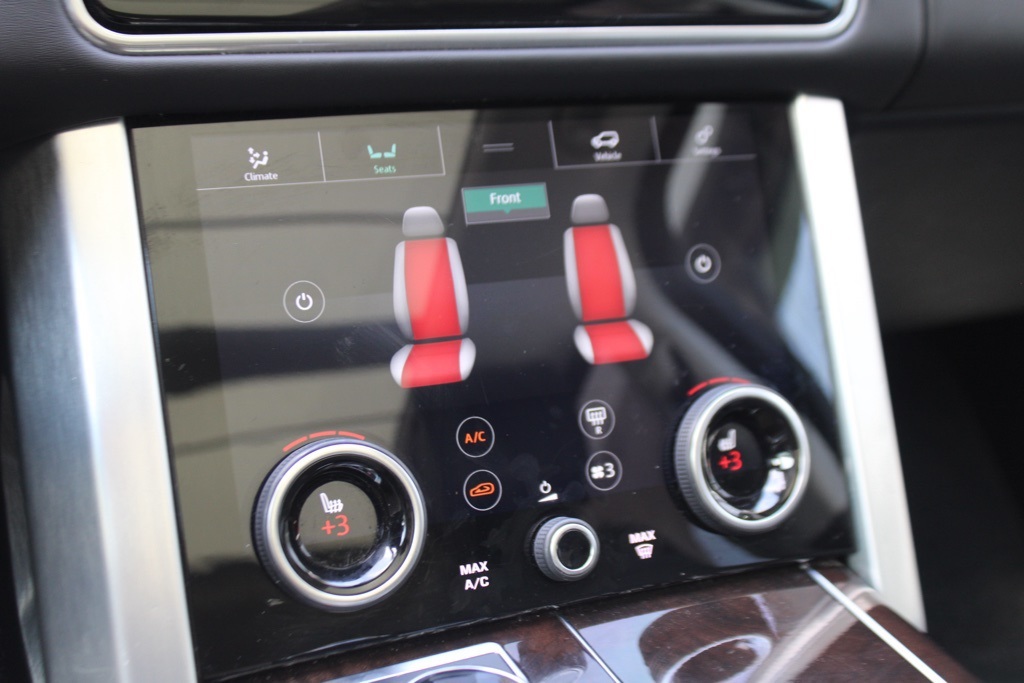 2020 Land Rover Range Rover HSE photo 23
