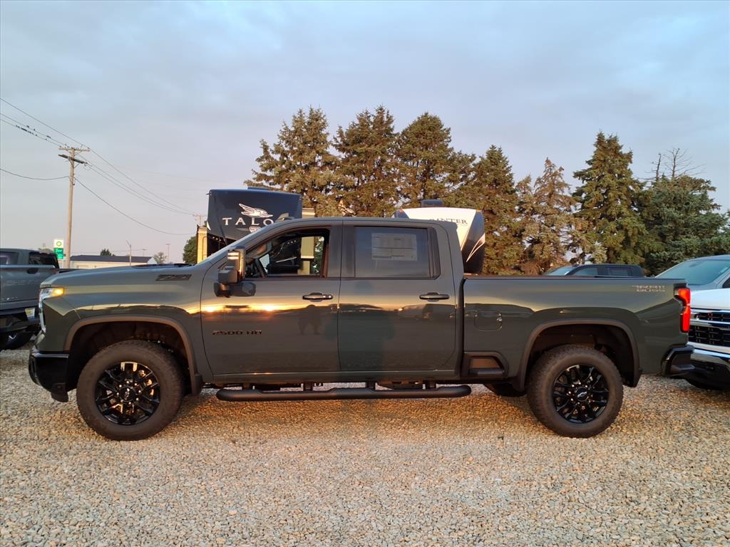2026 Chevrolet Silverado 2500HD LTZ photo 2