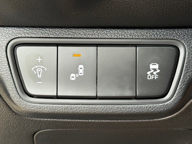 2023 Kia Forte GT-Line photo 35