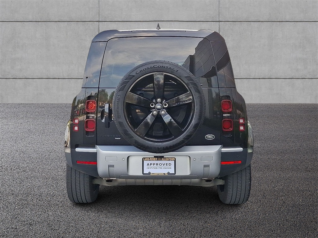 2023 Land Rover Defender 110 SE photo 2