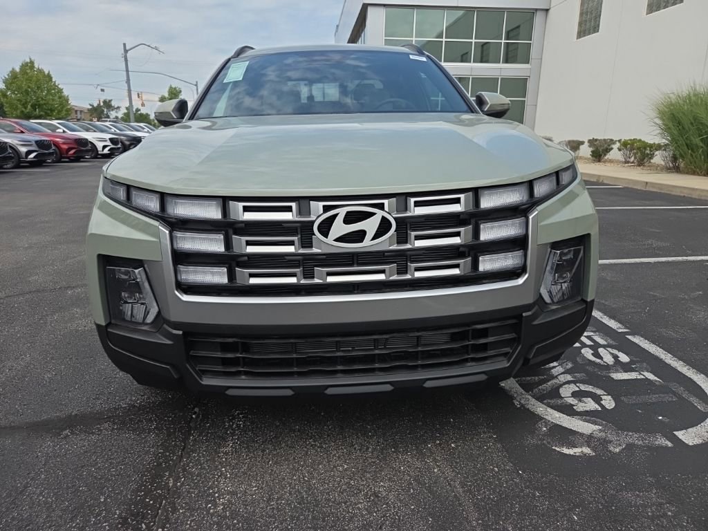 2025 Hyundai Santa Cruz SEL Activity photo 3