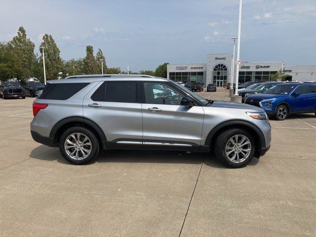 2023 Ford Explorer Limited photo 3