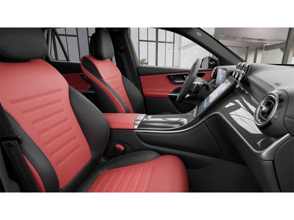 2025 Mercedes Benz GLC 300 4MATIC photo 4