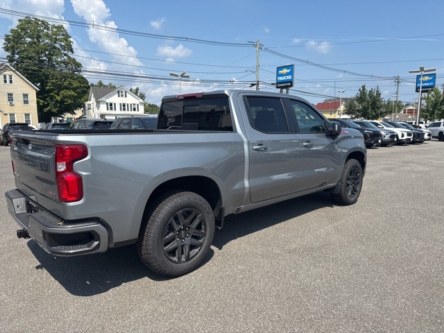 2025 Chevrolet Silverado 1500 RST photo 3
