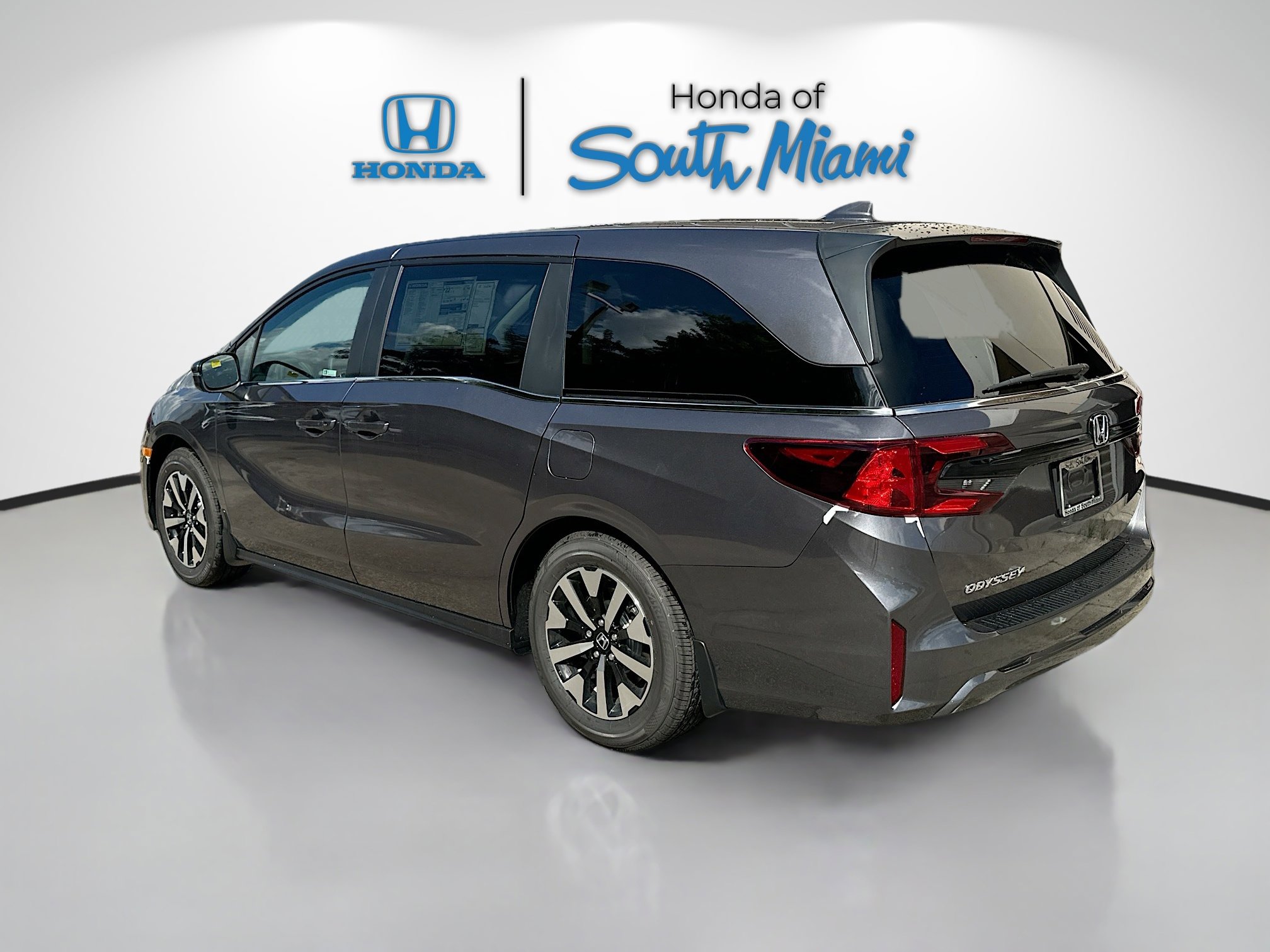 2026 Honda Odyssey EX-L photo 4