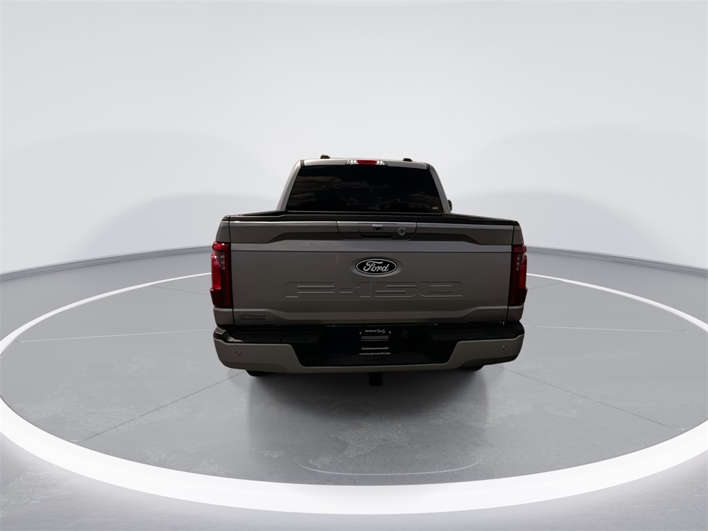 2024 Ford F-150 XLT photo 4