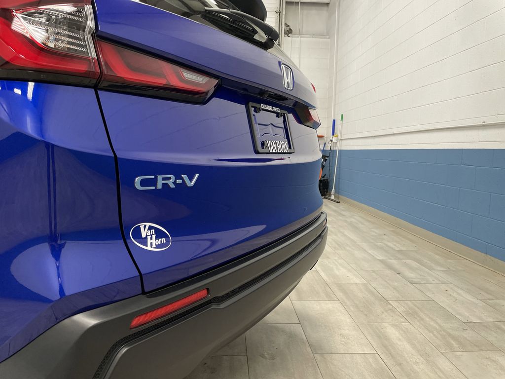 2024 Honda CR-V LX photo 29