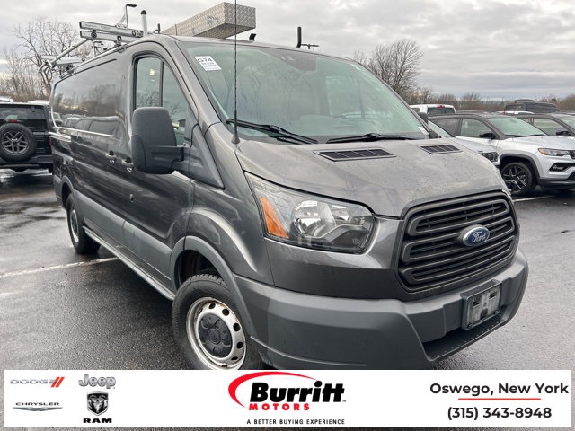 2016 Ford Transit Base's photo